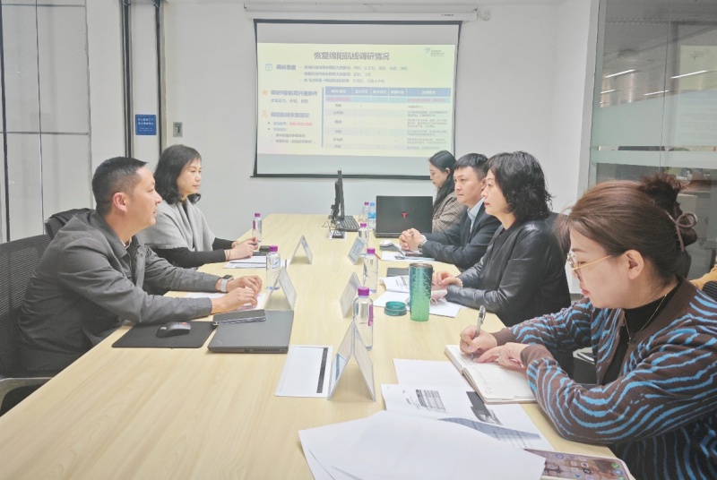 龔勇拜訪珠海機場等1_副本.jpg